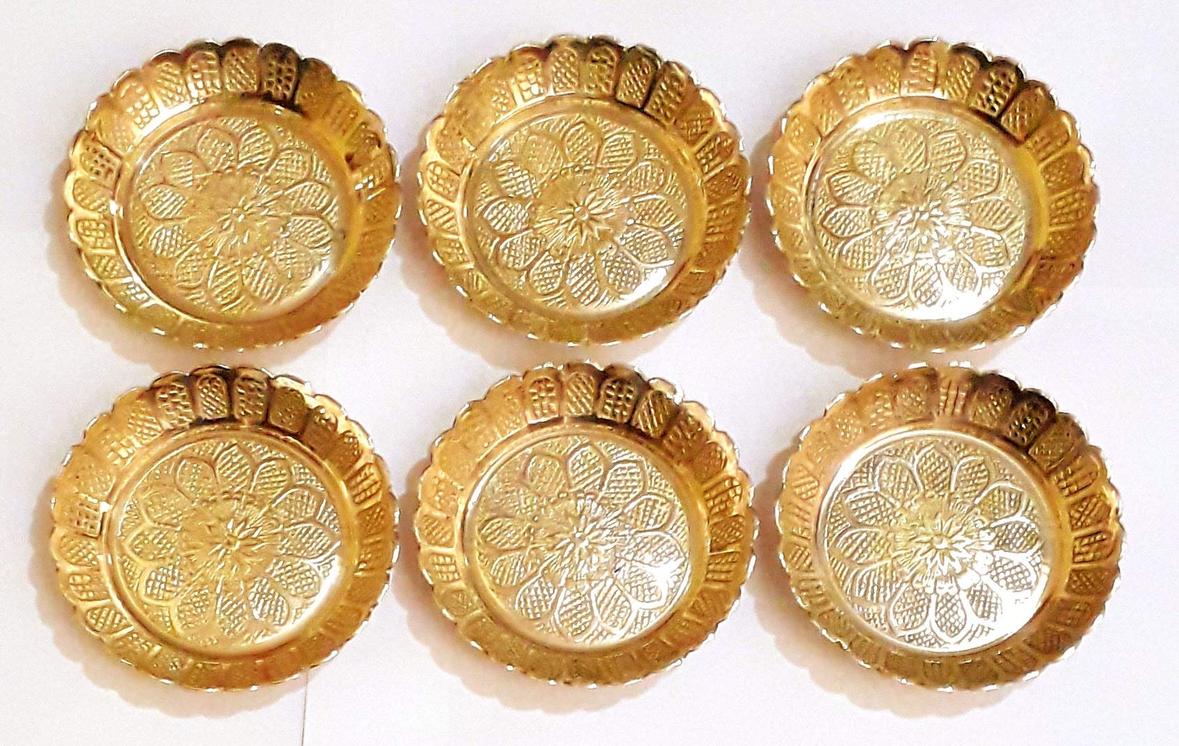 S.S TRADERS Small Size Pure Yellow Brass Plate for Puja/Diwali/Bhog Thali with Beautiful Flower Embossed Design (Size 3.6 inch)